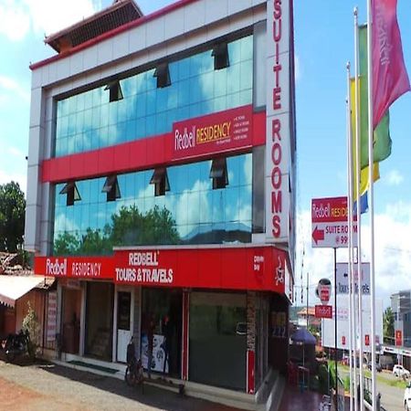 Redbell Suites Residency Kondotty Extérieur photo