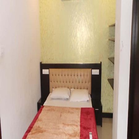 Redbell Suites Residency Kondotty Extérieur photo