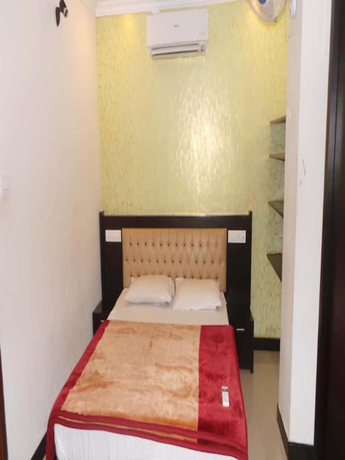 Redbell Suites Residency Kondotty Extérieur photo